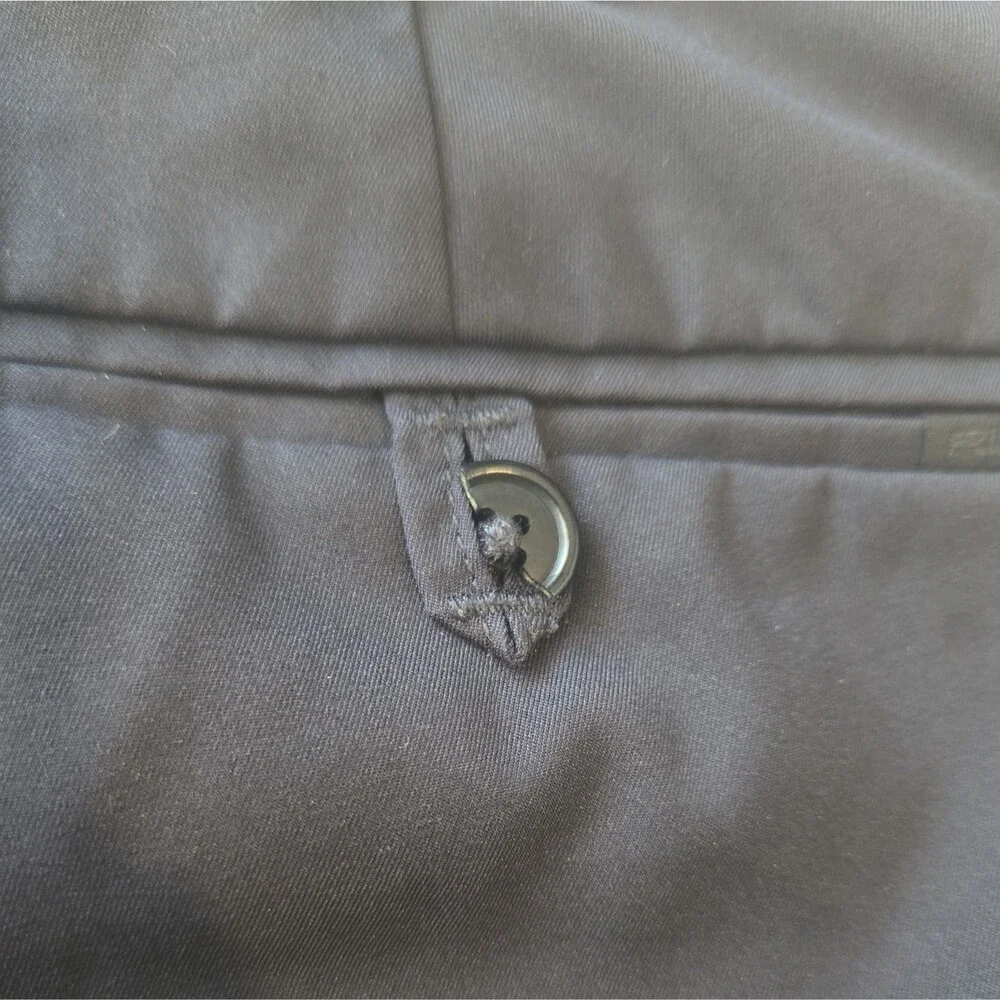 RLX Ralph Lauren Shorts Mens Size 40 Black Golf Casual Flat Front Chino